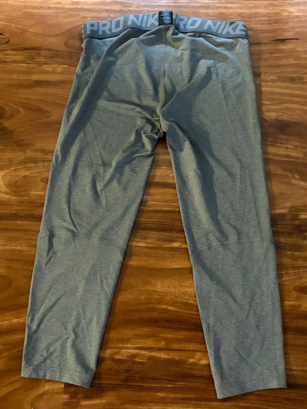 Nike Pro 3/4 training compression tights gray size M